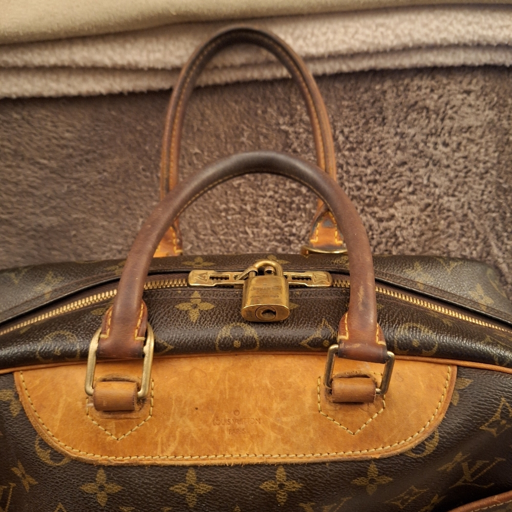 Louis Vuitton Deauville